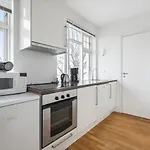 Norwegian Housing, Solbakkeveien 12