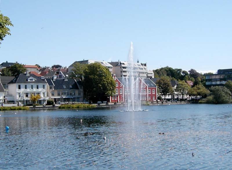 Norwegian Housing, Solbakkeveien 12 Leilighet