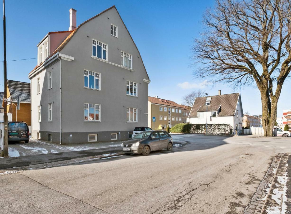 Norwegian Housing, Solbakkeveien 12 Leilighet